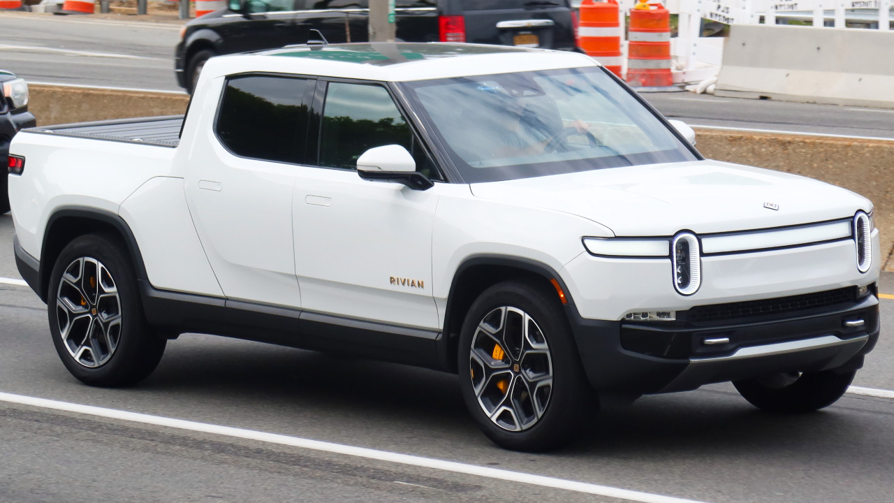 2022 Rivian R1T (in Glacier White), front 6.21.22
