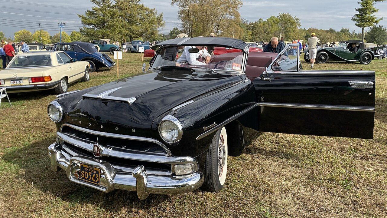 1954 Hudson Hornet convertible in black