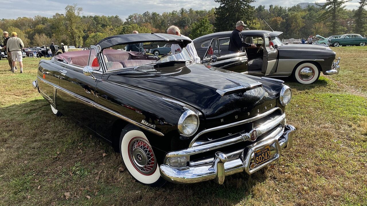 1954 Hudson Hornet convertible in black