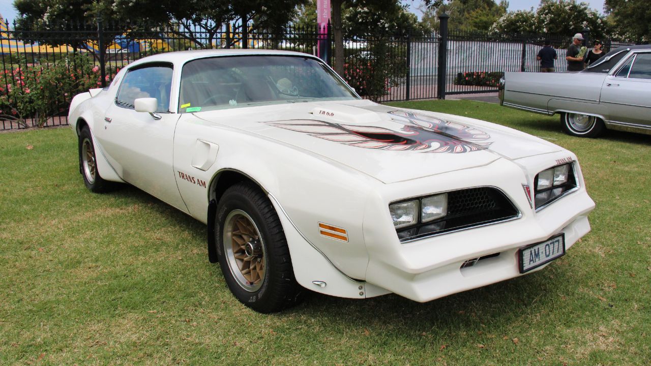 12 Muscle cars that looked better than they drove