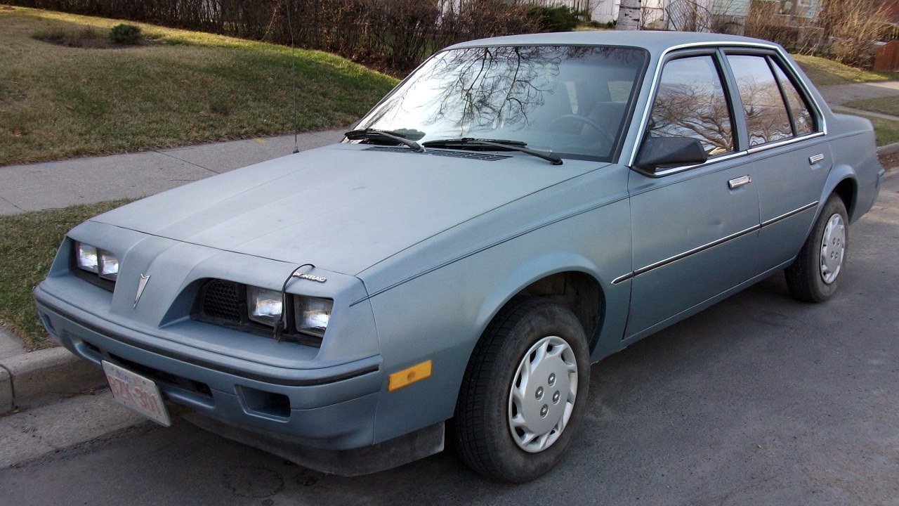 Pontiac Sunbird
