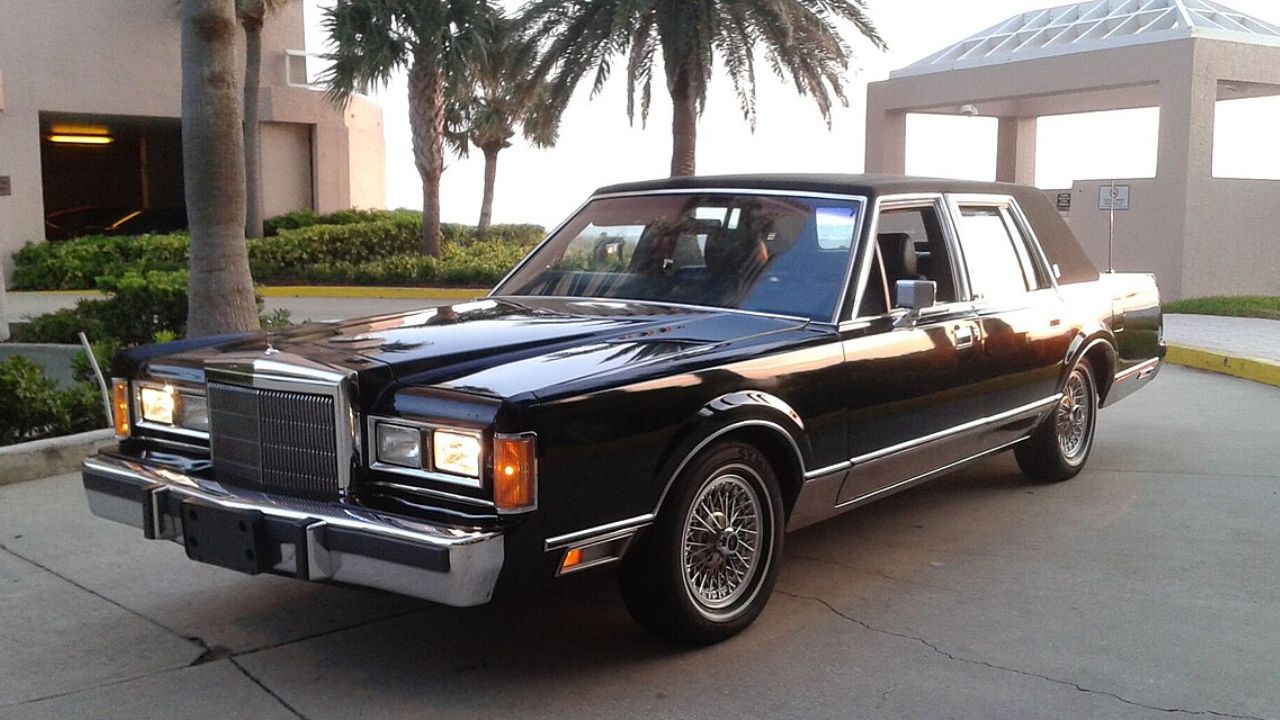 1989 lincoln town car