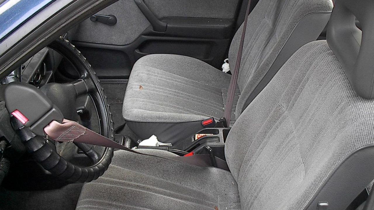 automatic seat belts