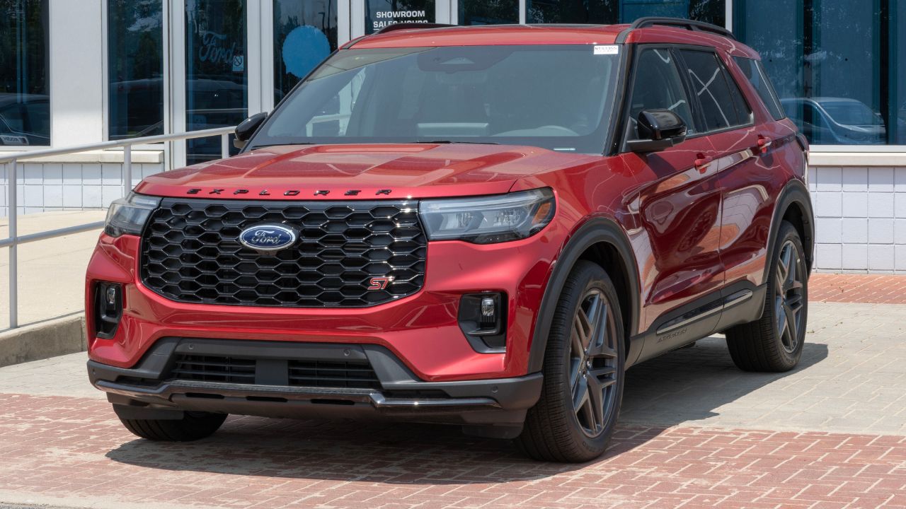 Ford recalls 83,000+ vehicles for headlight glare and engine valve issues