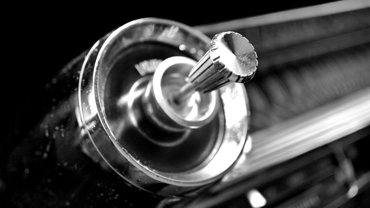 Why did old cars have pull knobs for headlights?