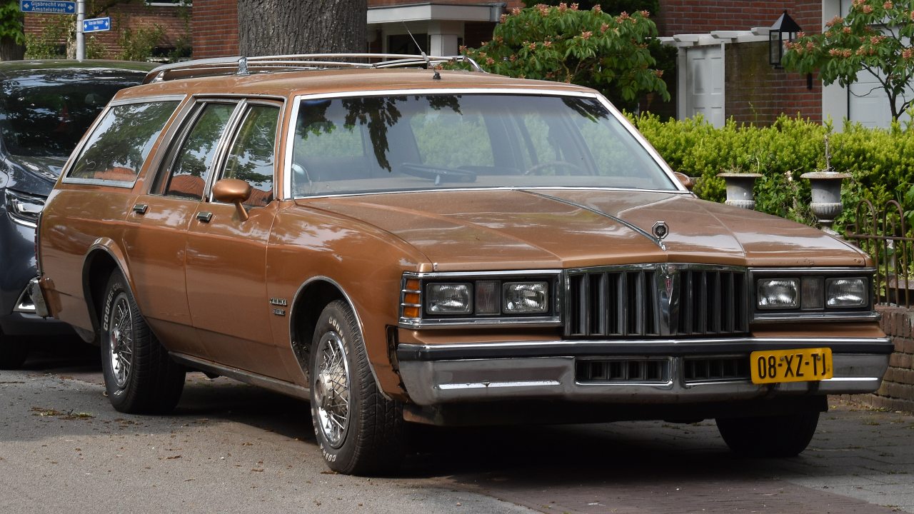Pontiac Catalina Safari