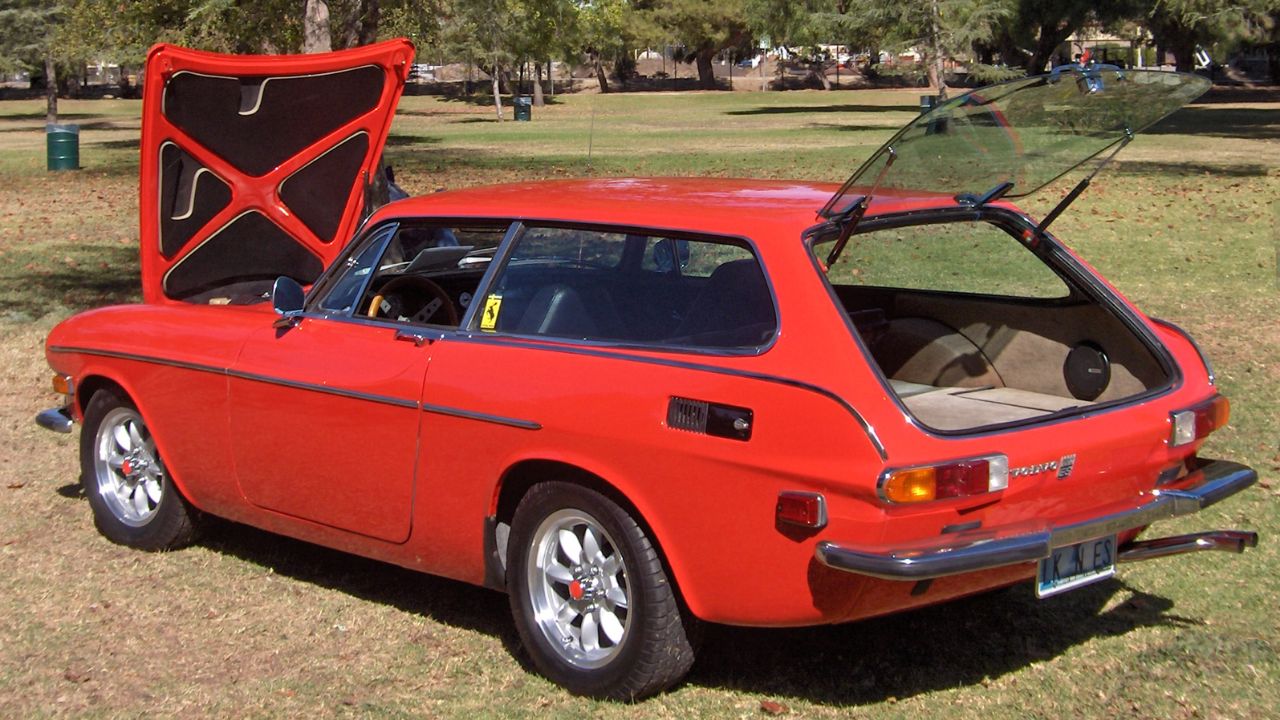 10 Rare station wagons now valuable