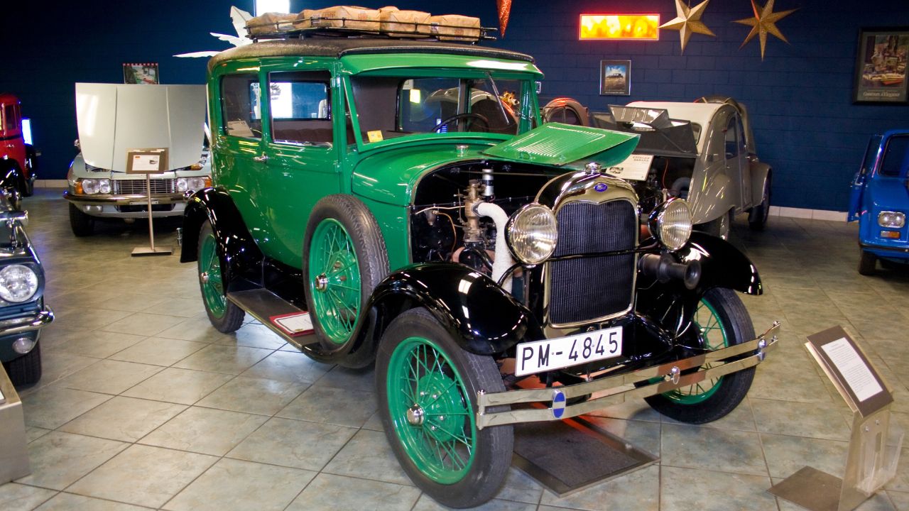 Maintenance challenges unique to antique cars