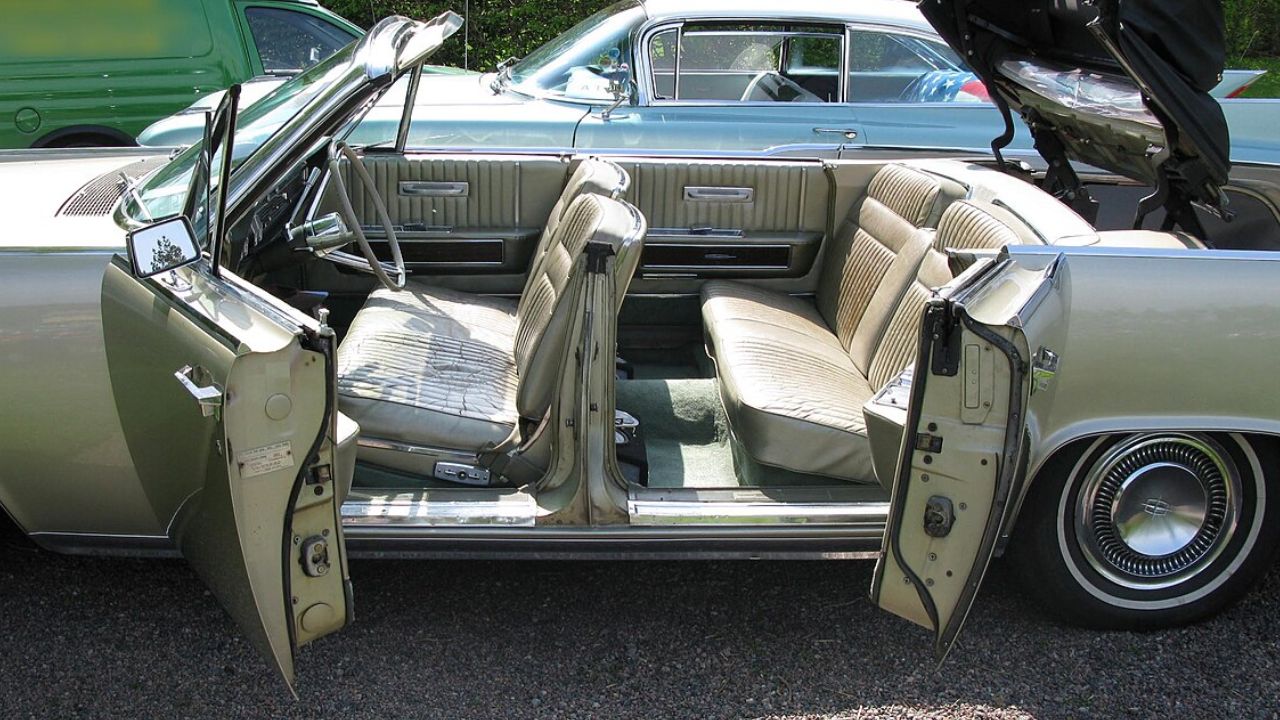Lincoln Continental