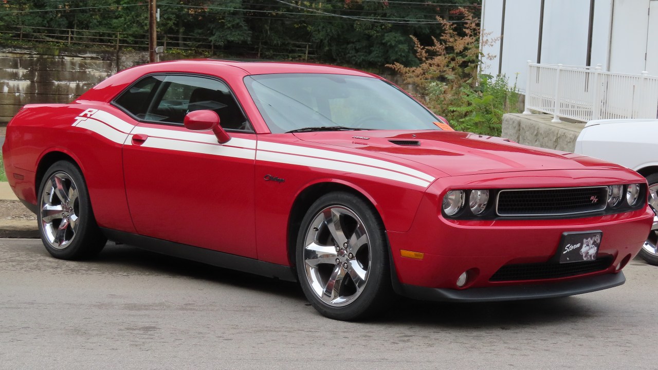 The design of muscle cars vs. pony cars explained