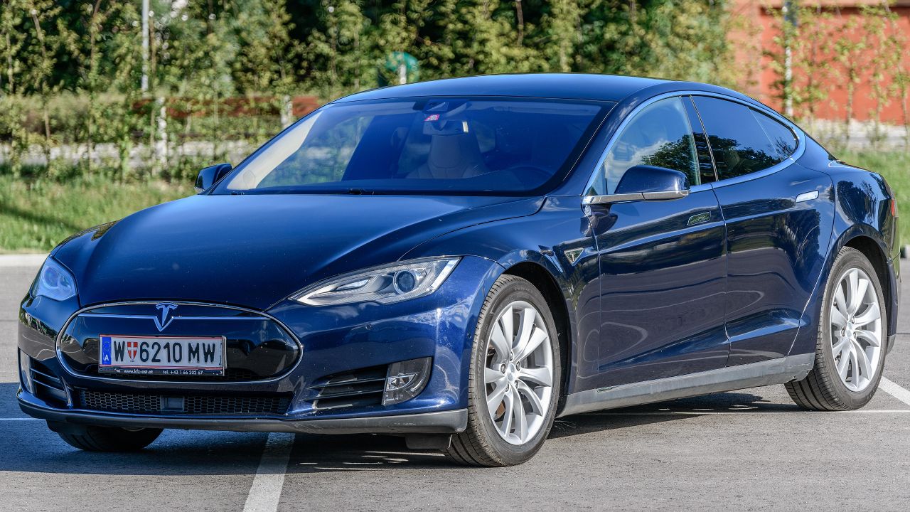 Tesla Model S