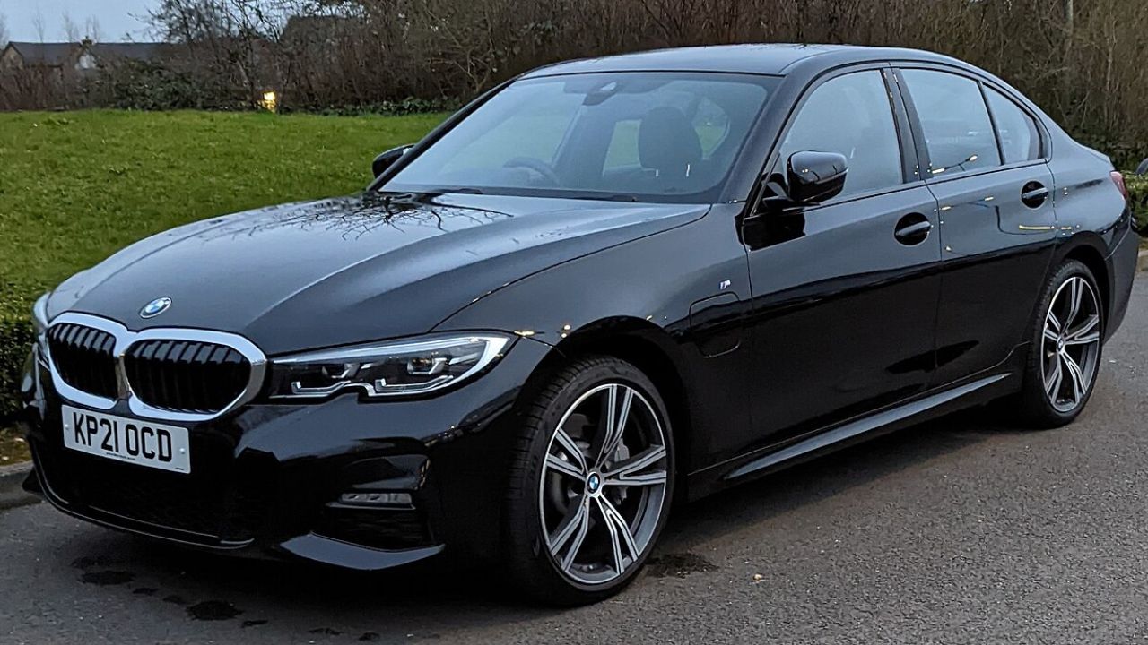 2021 BMW 330e