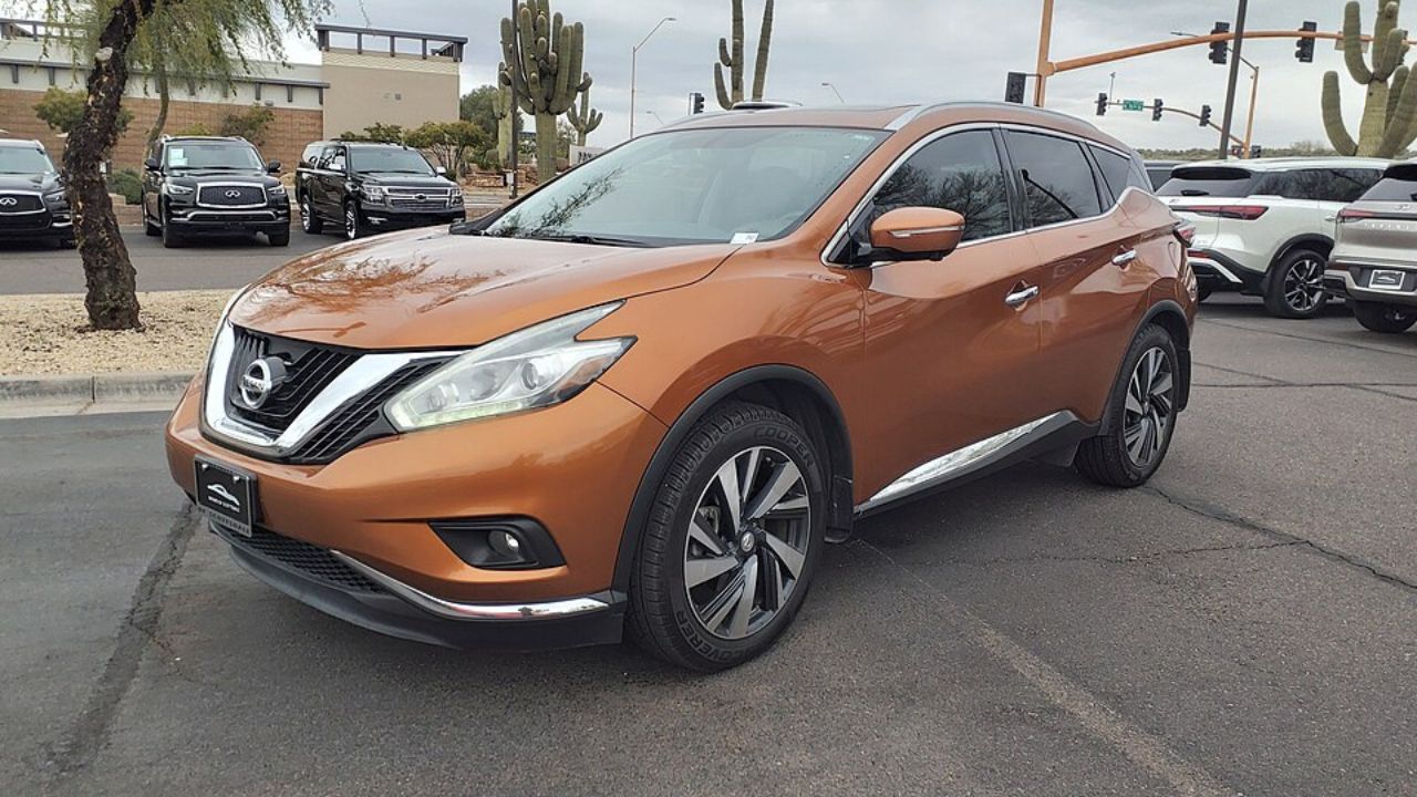 7 midsize SUVs that keep going past 200,000 miles
