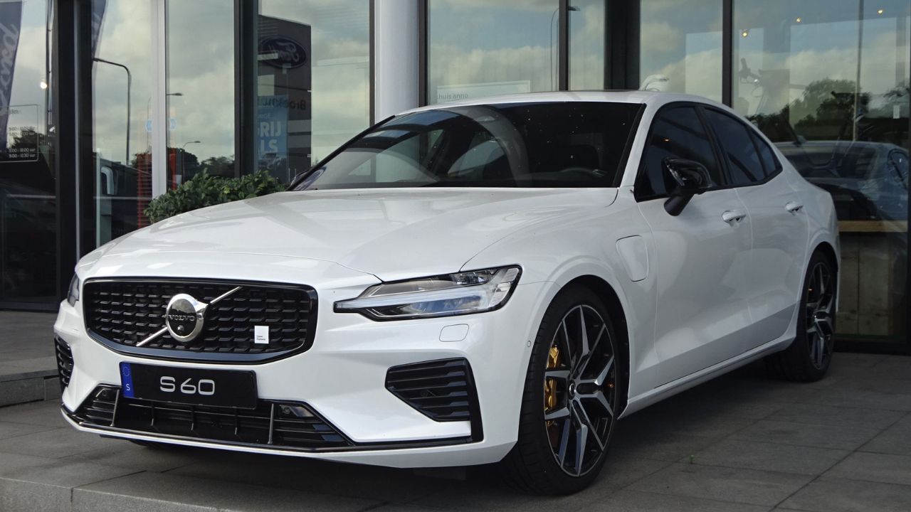 2023 Volvo S60 Recharge