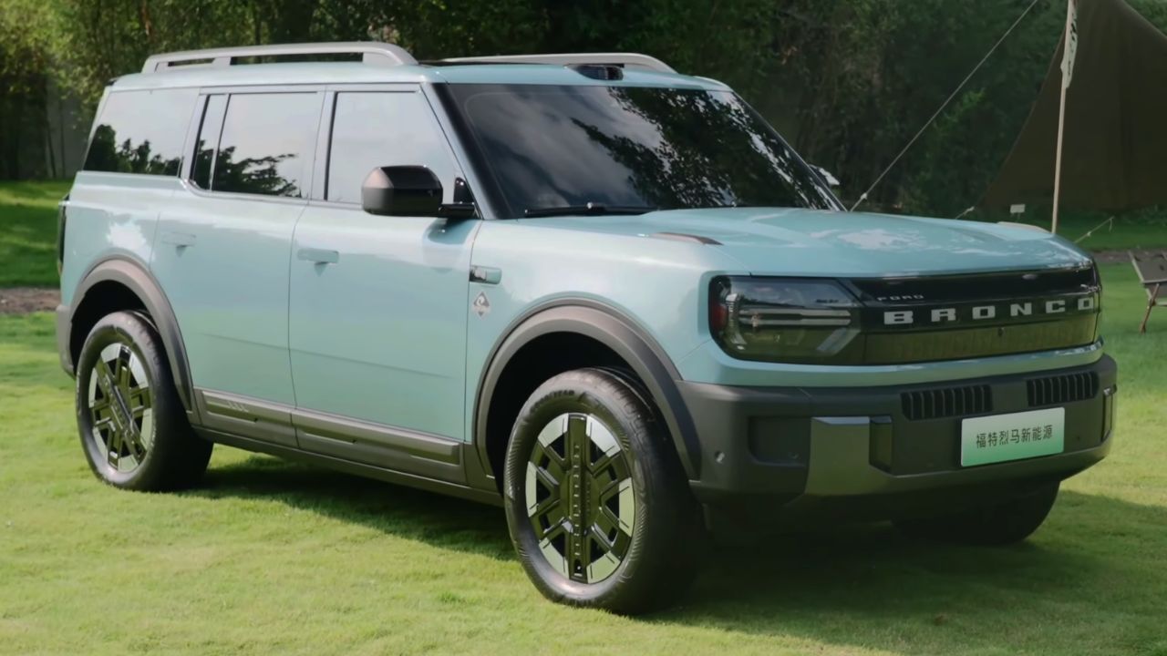 2025 Ford Bronco