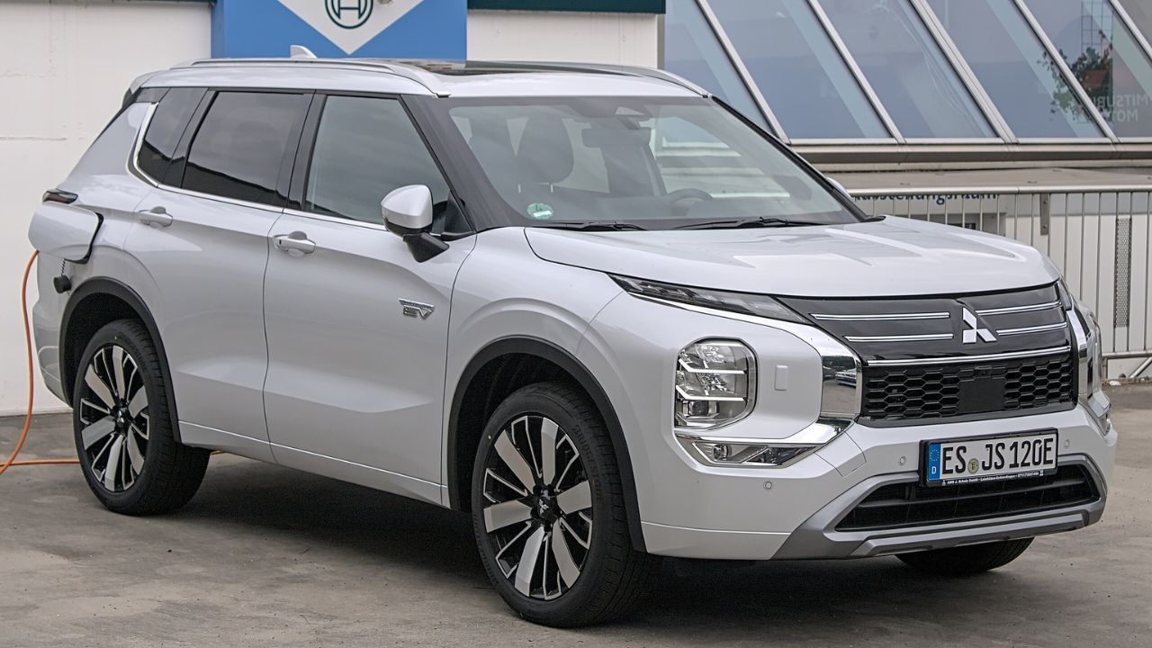 The best PHEVs with 30+ miles of range