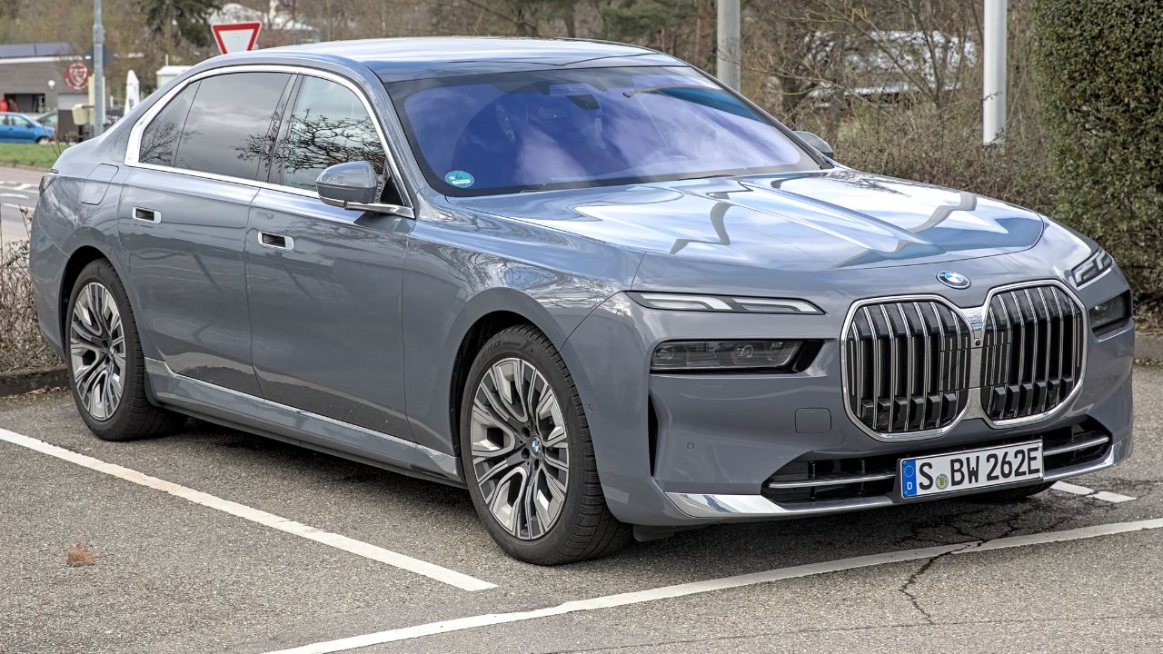 Luxury sedans with the smoothest ride quality