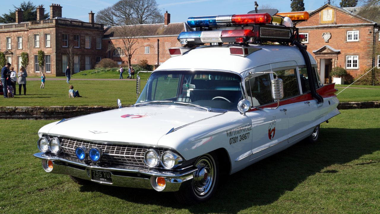 Cadillac Miller-Meteor – "Ghostbusters"