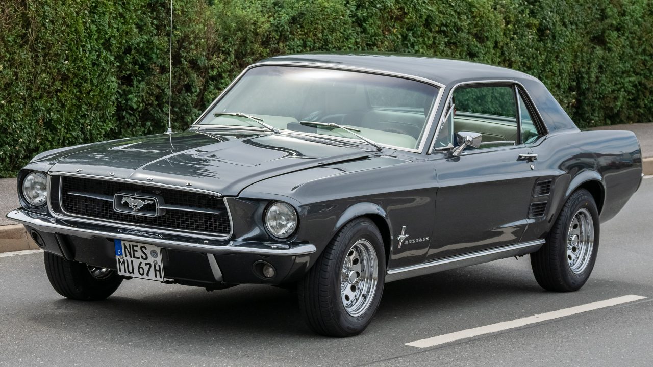 Which classic cars have the lowest upkeep expenses