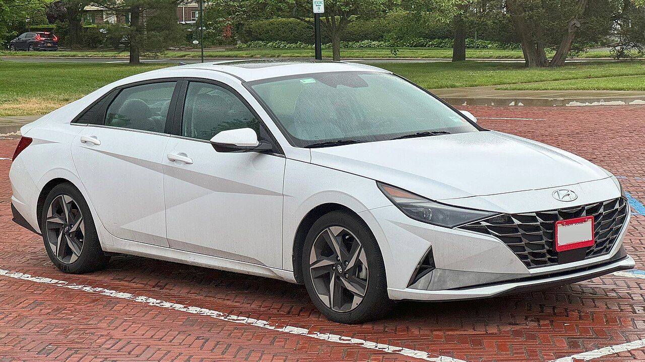 Hyundai Elantra 2021