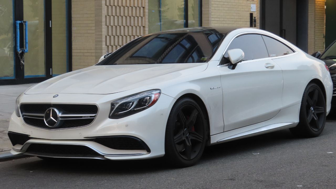 15 Best luxury cars for daily commuting in comfort