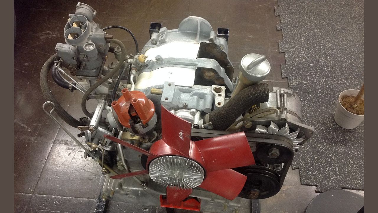 NSU Ro80 Wankel Rotary engine