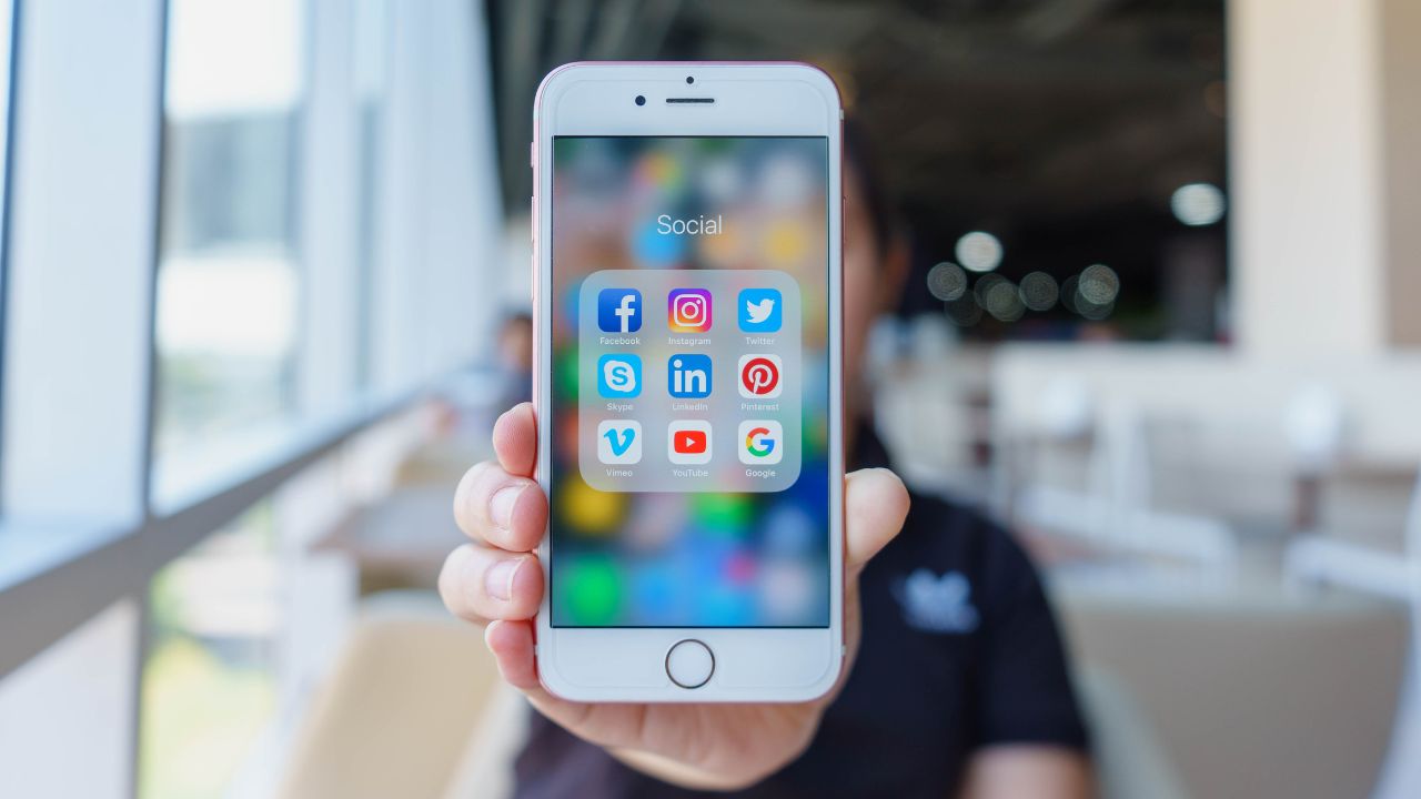 The role of social media in modern car culture