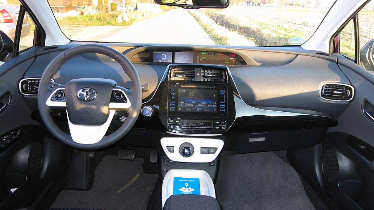 Prius4 Dashboard