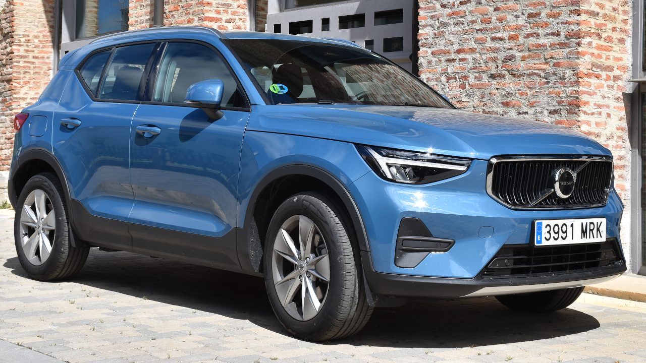 11 The safest cars for new drivers and families