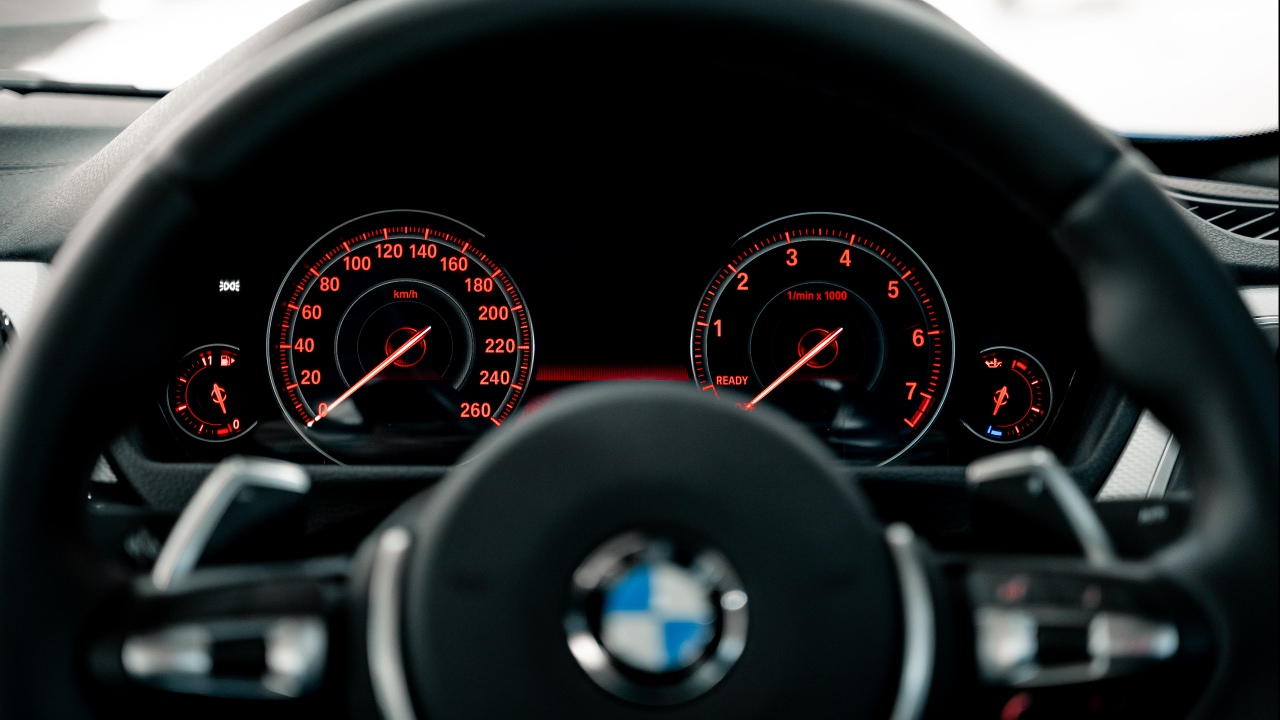 Speed limiter laws proposed for future cars