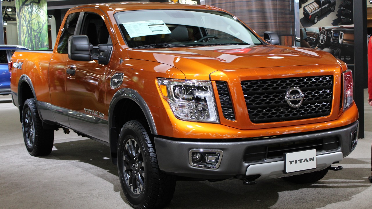 2019 Nissan Titan XD Pro4X front NYIAS 2019.jpg