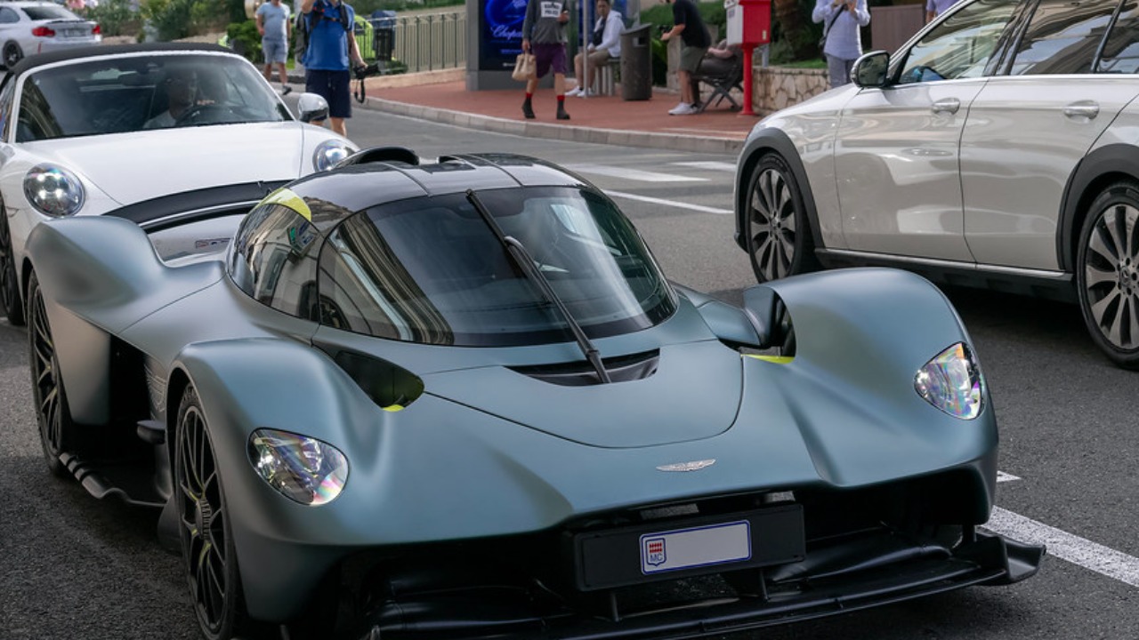 Aston Martin Valkyrie
