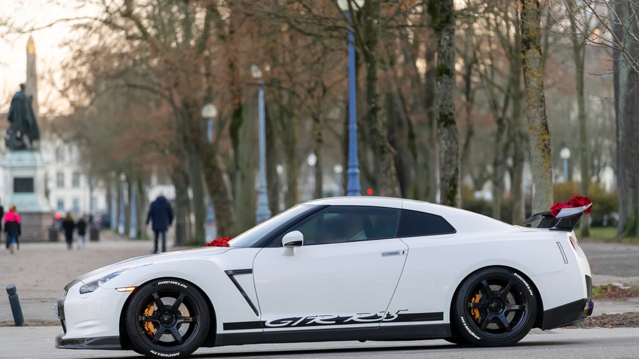 Nissan GT-R Alpha 6