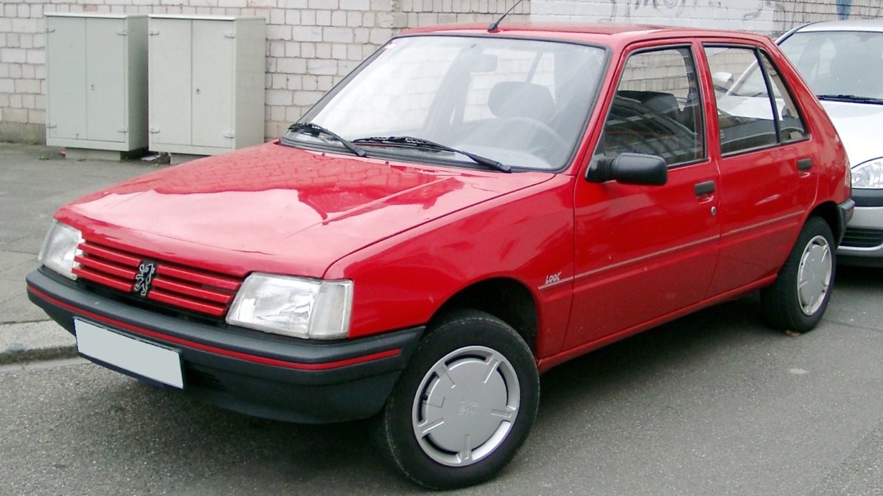 Peugeot 205 front 20080121.jpg