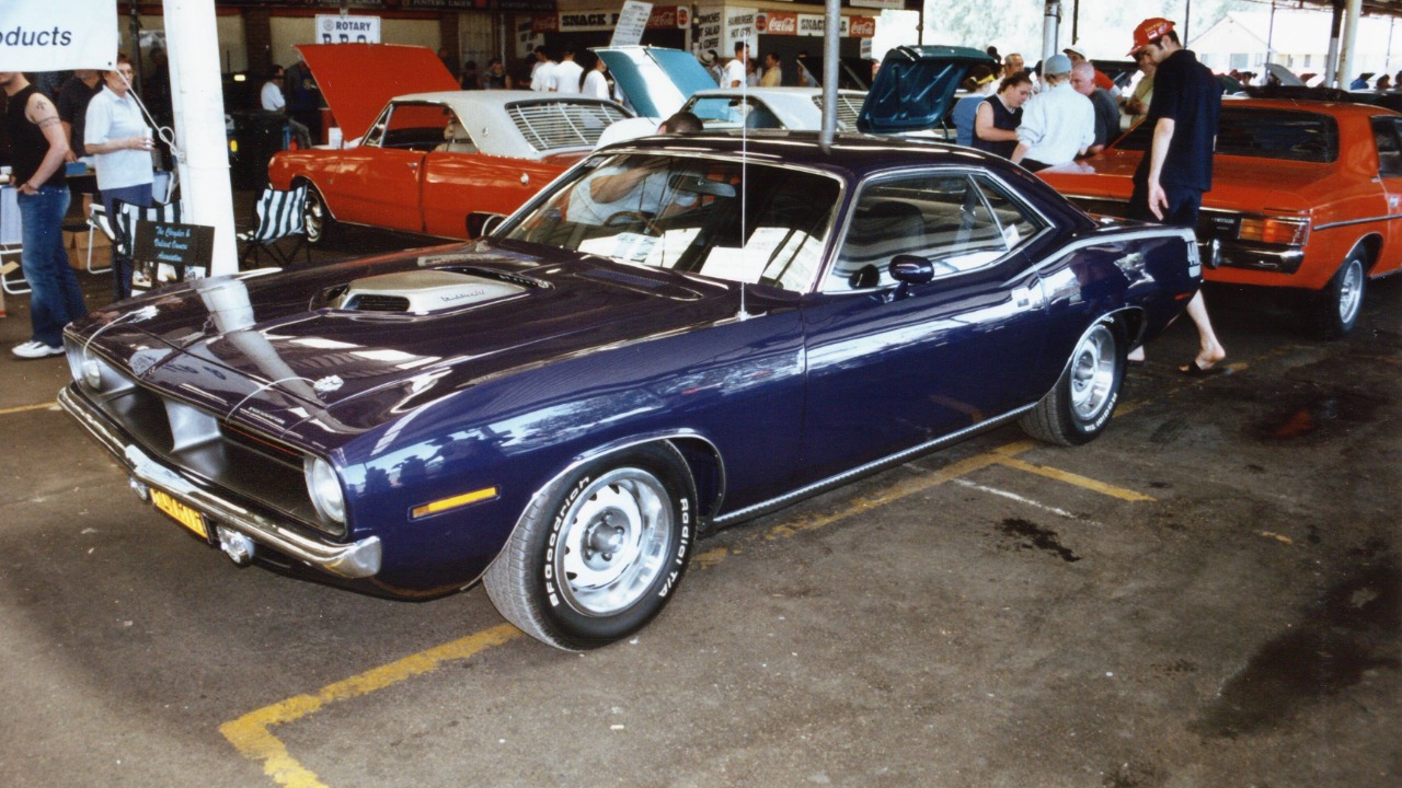 1970 Plymouth Barracuda (17284093666).jpg