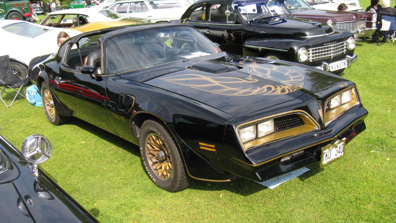 Pontiac Firebird Trans Am 1977 (7488273768).jpg
