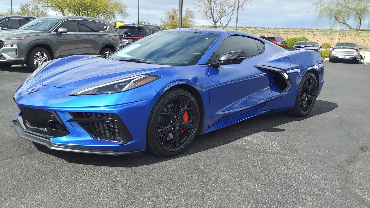 21 Chevrolet Corvette Stingray (1).jpg