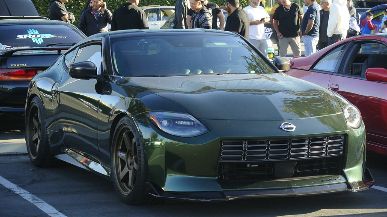2023- Nissan Z