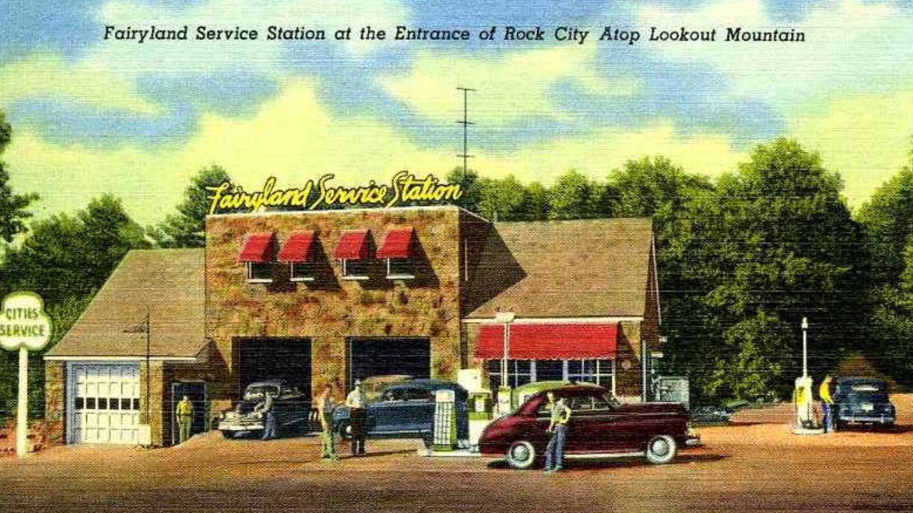 How cars shaped suburban tourism after WWII