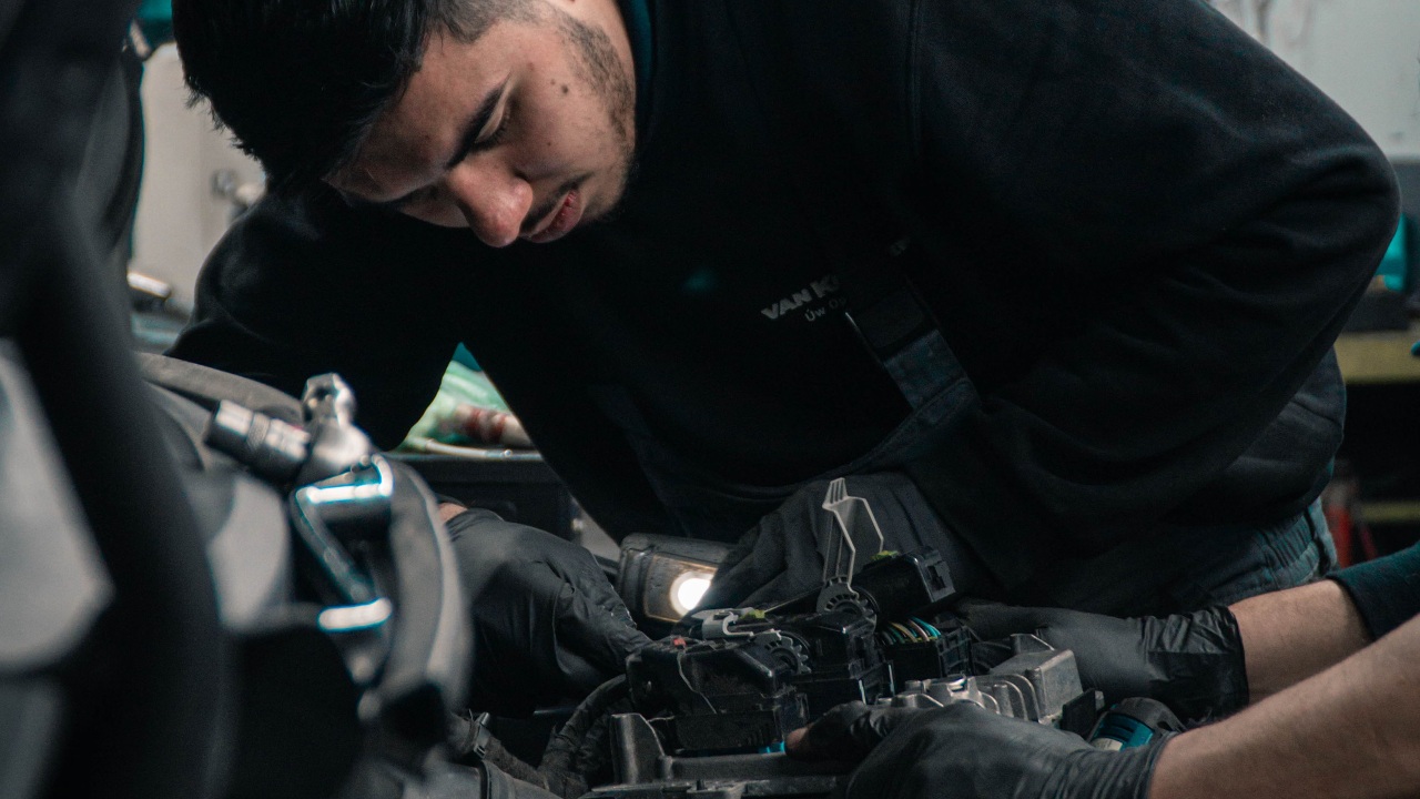 Common Maintenance Mistakes Classic Car Owners Make