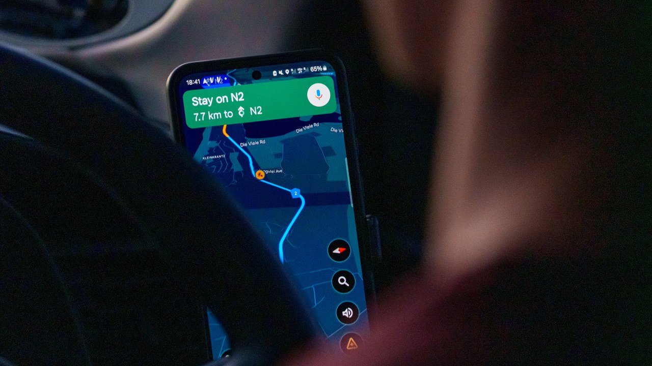 Hands-free driving rules drivers should know