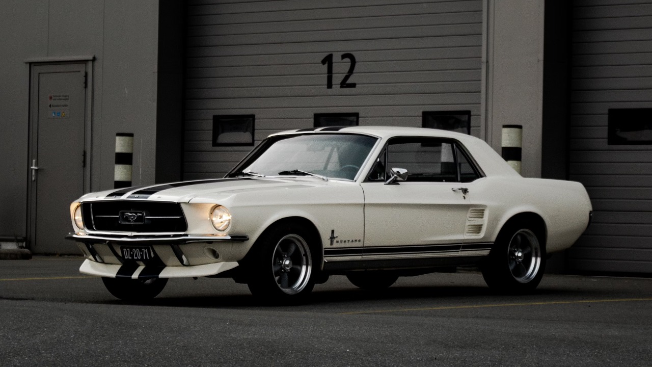 How to finance a classic car purchase safely