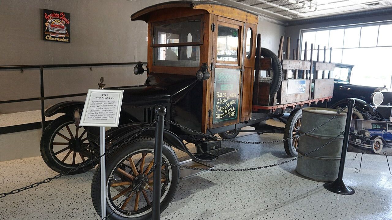 1919 Ford Model TT