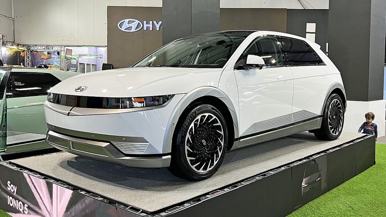 2023 Hyundai Ioniq