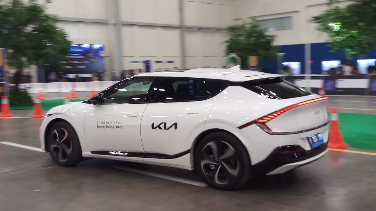 EV makers are in a race to survive—and most won’t