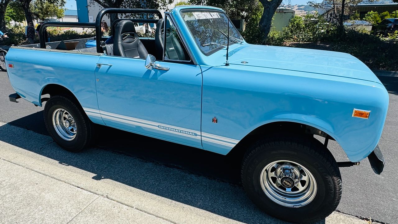 When International Harvester released the Scout II Traveler (And collector values now)