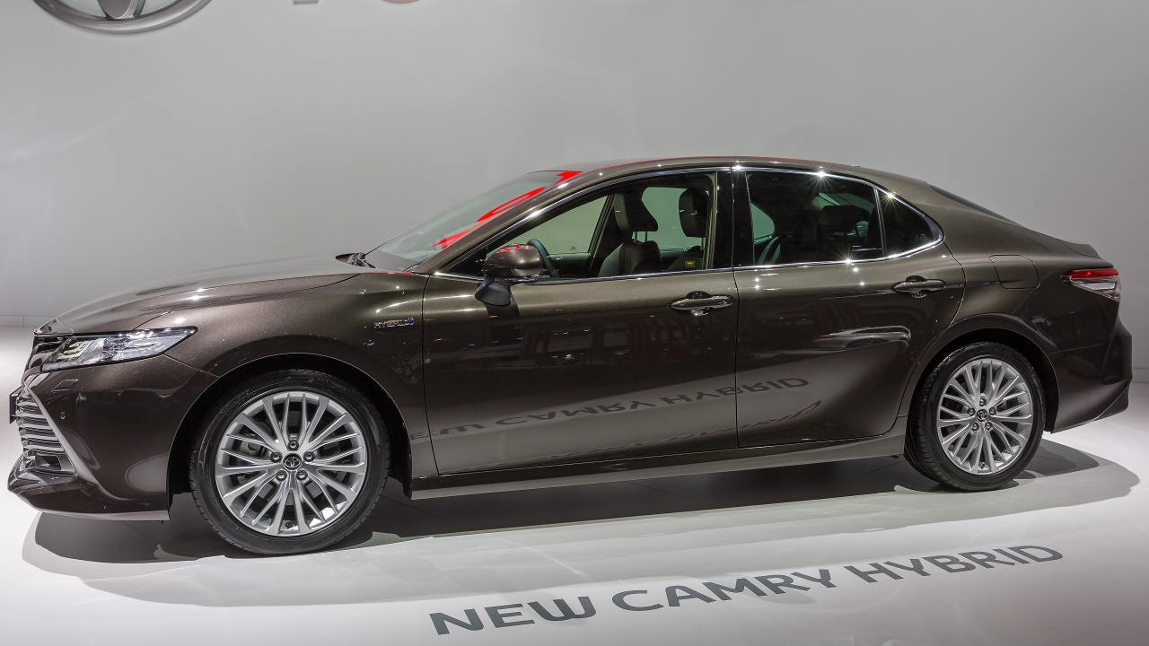 Is Hybrid maintenance more expensive?