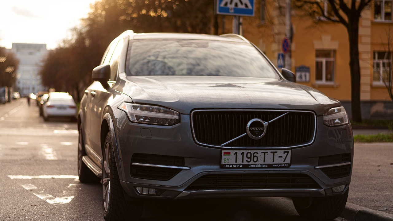 AI systems learning driver habits in new vehicles