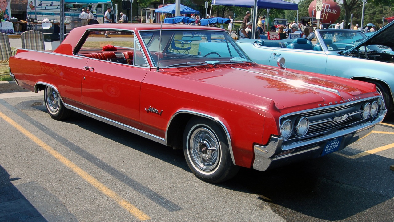 Image Credit: Joe Ross from Lansing, Michigan, cropped and levels adjusted by uploader Mr.choppers - CC BY-SA 2.0/Wiki Commons