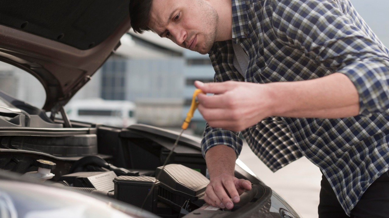 How your car’s oil pump loses pressure